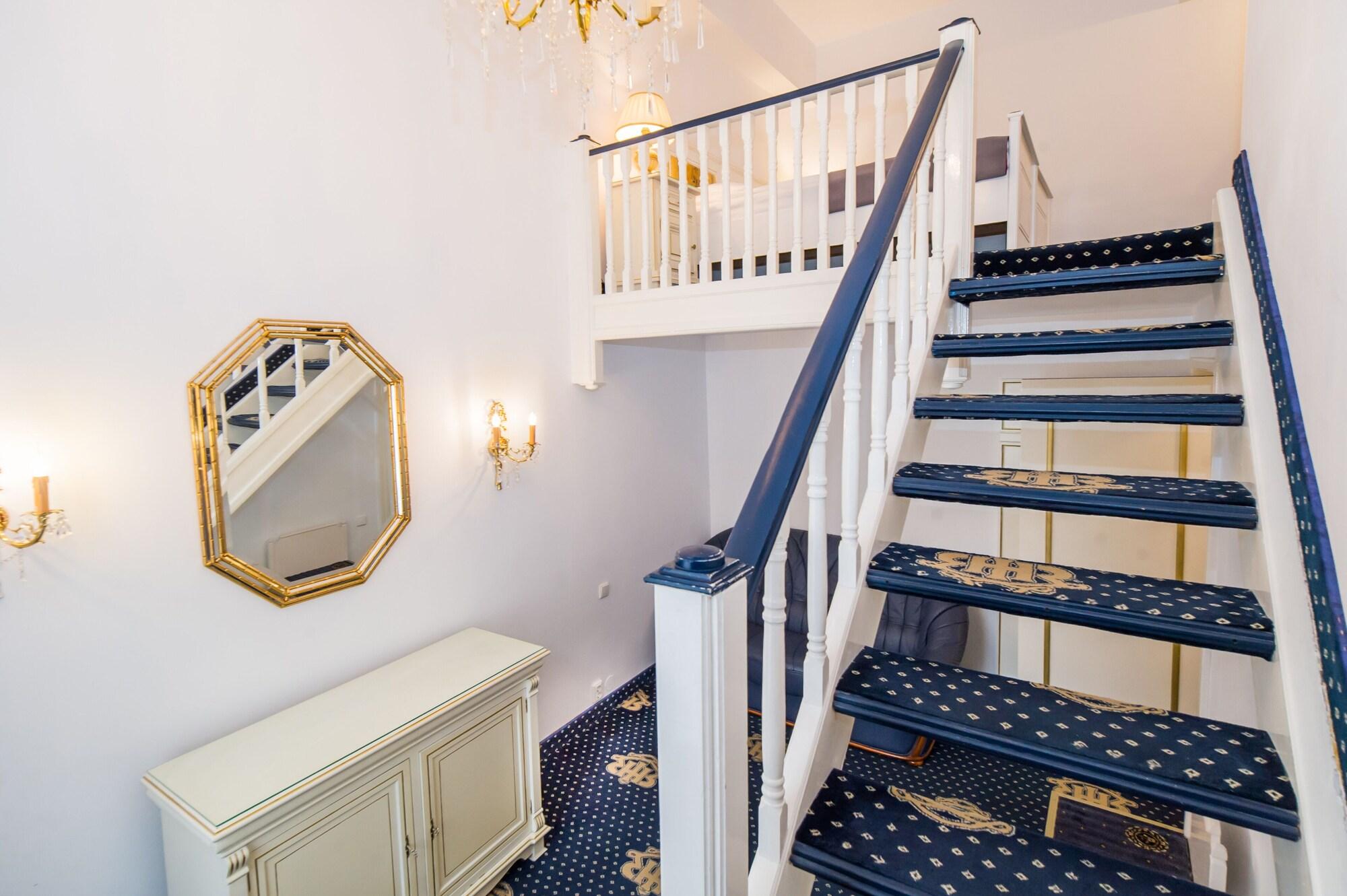 Hotel Imparatul Romanilor &